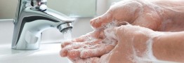 لزوم بهداشت دست در مراکز انجام واکسیناسیون