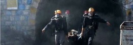 پیکر چهار کارگر از معدن طبس خارج شد / ۱۴ نفر محبوس در معدن