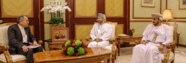 تخت‌روانچی با وزیر امور خارجه عمان دیدار کرد