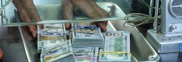 تجدیدپذیر‌ها به داد بی برقی مردم نمی‌رسند/دلار‌های صندوق توسعه کجا خرج می شود؟
