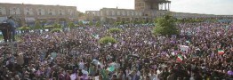 روحانی: دولت تدبیر و امید در برابرمخالفان جریان آزاد اطلاعات ایستاد