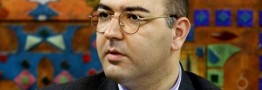 دیاکو حسینی: با شماره تلفن دادن مسئله ای حل نمی شود